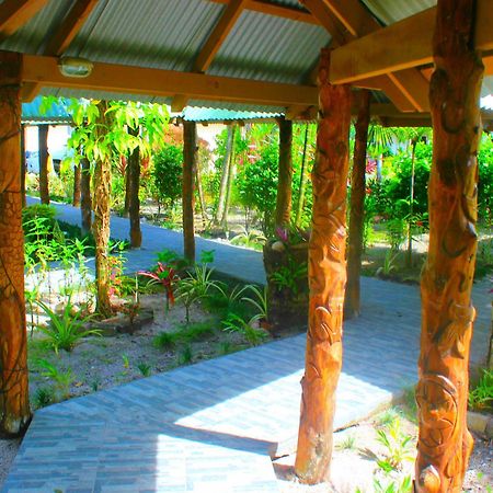 Le Uaina Beach Resort Faleapuna Exterior foto